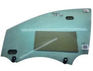 Cristal de puerta delantera izquierda 8200427619 Renault Clio III 5D Original usado