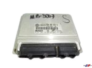 Controlador ECU 0261204183 8D0907557S Bosch