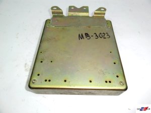 Controlador Ecu MD175667 E2T38974 Bosch