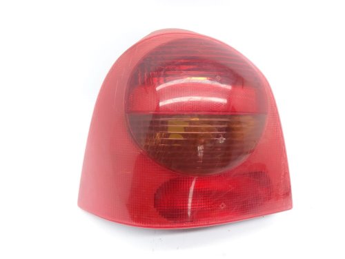 Luz trasera izquierda Renault Twingo 00- 7700426319