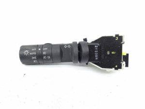 Palanca de intermitentes Nissan Qashqai 2Y23SN