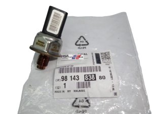 Sensor de presión de combustible 9814383880 Peugeot Original