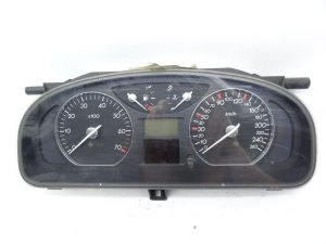 Cuentakilómetros Cuentorrevoluciones Renault Laguna 2 8200218884