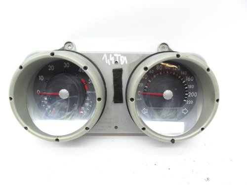Cuentakilómetros y cuentarrevoluciones VW Polo  1036025070 5220301800 Motometer