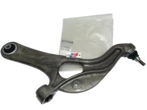 Brazo oscilante delantero derecho/izquierdo Clio III RS 8200725845