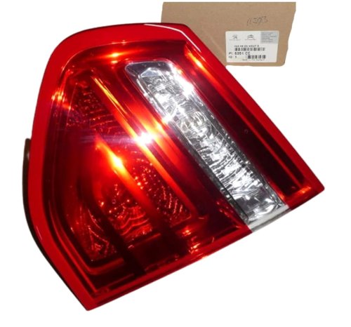 Luz de freno trasera derecha 6351CC Nueva OE PSA C4 Picasso