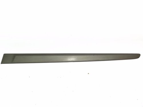 Moldura de puerta trasera izquierda Laguna 2  8200036022