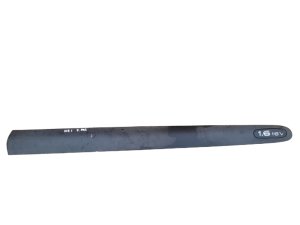 Moldura de puerta delantera derecha 7700841670 OE Renault Scenic I