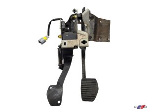 Pedal de freno 4501T5 OE PSA