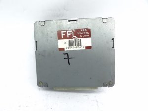Módulo controlador ABS Toyota Corolla 8954012410