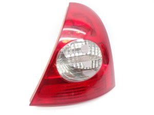 Luz trasera derecha Renault Clio 2 II Lift 8200071414