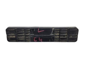 Tapa del filtro de cabina izquierdo 9635818380 OE PSA  C4