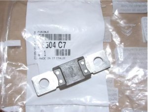 Fusible 32 V  6504C7 Nuevo OE PSA