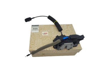 Cerradura de puerta Renault Laguna III Delantera derecha 805000001R