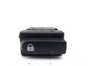 Interruptor de cierre centralizado de puertas Renault Clio 2 Lift 060035B