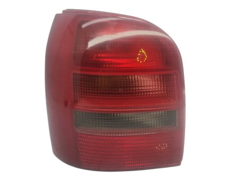 Luz trasera izquierda Audi A4  B5 Avant 8D9945095A