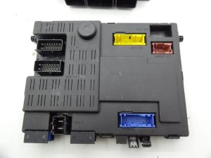 Controlador BSI Peugeot 9642409880 73006212 Valeo