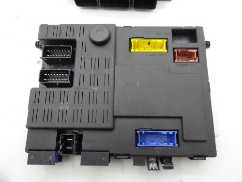 Controlador BSI Peugeot 9642409880 73006212 Valeo