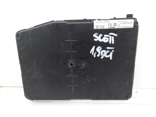 Caja de fusibles Renault 8200306434
