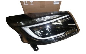 Reflector derecho 260103799R Renault Trafic 3 Original