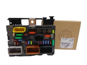 Caja de fusibles Berlingo Partner 9807028780 9807028880