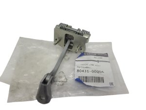 Limitador de puerta delantero original 8043100Q0A Master 2
