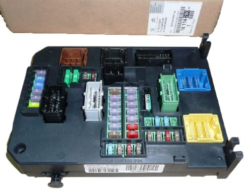 Caja de fusibles C4 Picasso 1611428080
