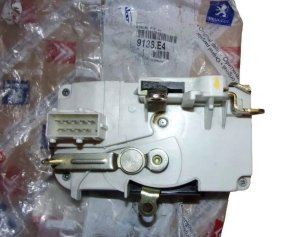 Cerradura de puerta delantera derecha 9136E4 Citroën Jumpy IV Peugeot 206,306 Original