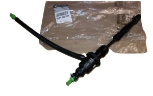 Bomba de embrague 306100009R Renault Laguna III 1.5DCI Original