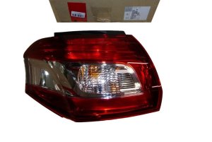 Lámpara trasera izquierda 1607699280 Peugeot 4008 Original