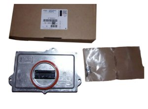 Módulo del reflector izquierdo 1638037080 Peugeot 508 II Original