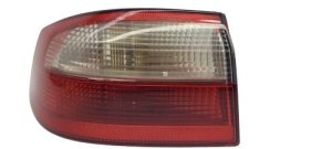 Luz trasera izquierda Renault 8200002473 Laguna 2