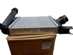 Radiador de aire 144963014R Renault Clio IV Dacia Sandero II 0.9TCE Original