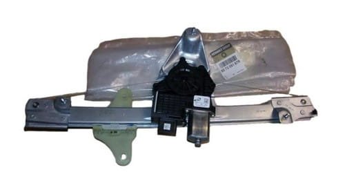 Elevador de ventana delantero derecho 807205167R Dacia Duster II Original