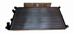 Radiador de agua 7701057119 Renault Master II Original