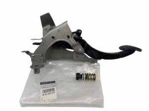 Pedal de embrague 465030037R Nuevo OE Renault Megane III