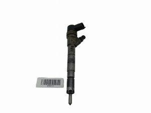 Inyector 2.2 dci  8200010074 Renault