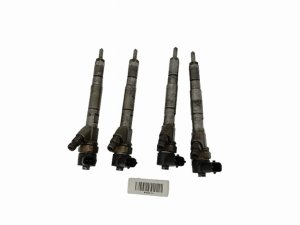 Inyector  Juego 2.2 dci   8200010074 Renault