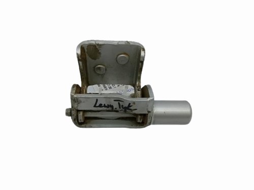 Bisagra de puerta trasera izquierda 864601 824214963R Clio 3 Código de pintura: TED69