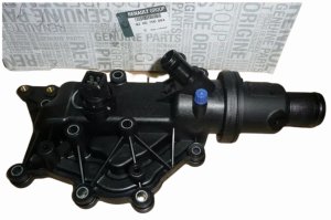Carcasa del termostato 8200700094 Renault Kangoo II 1.6 16V Original Nuevo