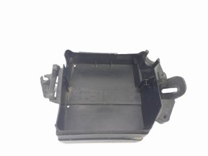 Carcasa de la caja de fusibles  Clio III Kombi  8200587123 8200314276