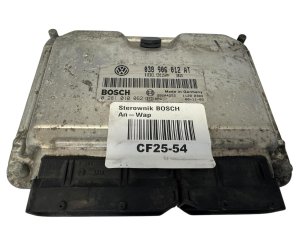 Controlador ECU Bosch 038906012AT 0281010062  Vw Seat