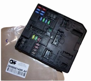 Caja de fusibles 284B68149R Renault Espace V 2.0DCI Nuevo