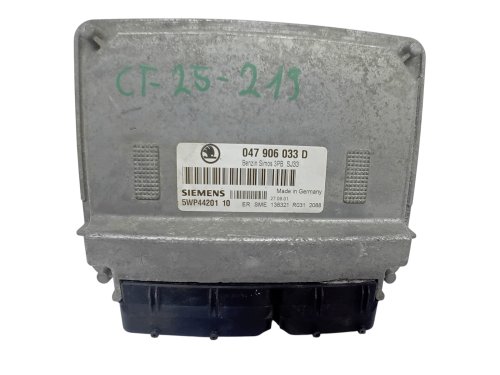 Controlador ECU 047906033D 5WP4420110 Skoda Siemens