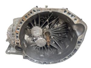 Caja de cambios manual  Renault 2.0 DCI  PK4007 8200586018 Laguna III