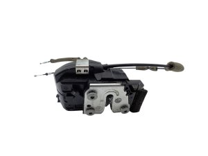 Cerradura de puerta trasera izquierda  825030470R Renault Koleos II