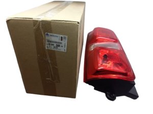 Luz trasera izquierda original Citroën Jumpy  9808243180