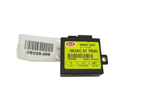 Controlador Kia 0K2AC677R0D  10995405