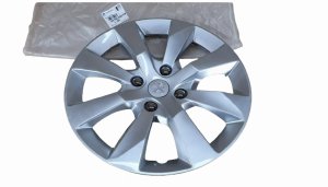 Tapa de rueda de 15'' 96786808TW Peugeot 2008 Original Nueva