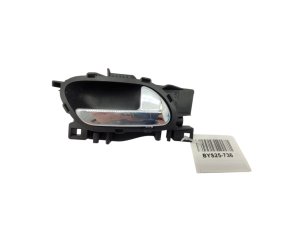 Manilla de puerta delantera derecha 9660523580 Usada Original Peugeot 308